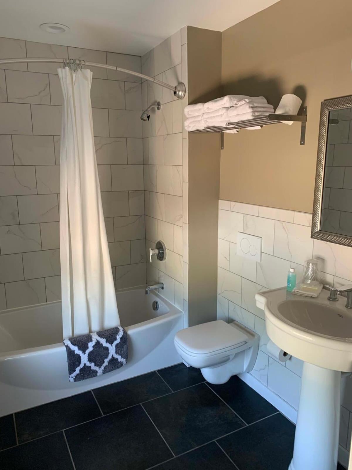 Northport Inn Boutique Hotel R201 Экстерьер фото
